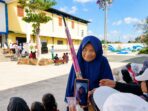 Nenek 82 Tahun Ikut Jalan Santai, Semarak HUT RI di Desa Sigam